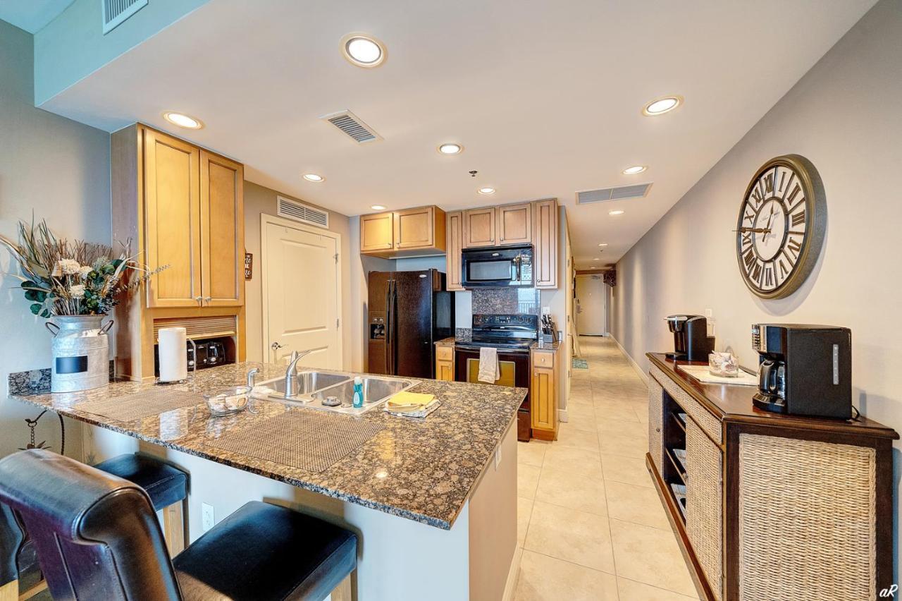 Gorgeous Oceanfront Condo With Bbq Panama City Beach Eksteriør bilde